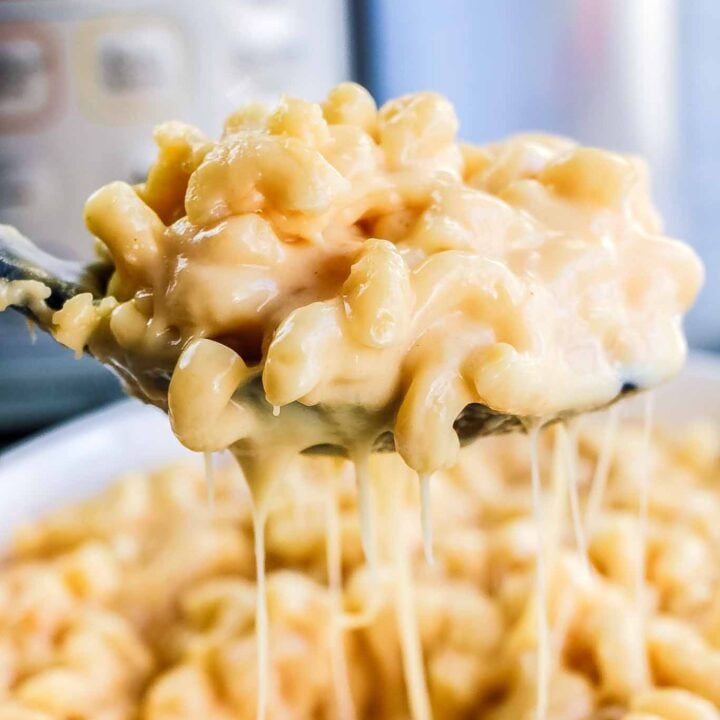 Gluten Free Instant Pot Mac and Cheese Recipe 11 Instant_Pot_Smoked_Gouda_Mac_Cheese_Completed_7