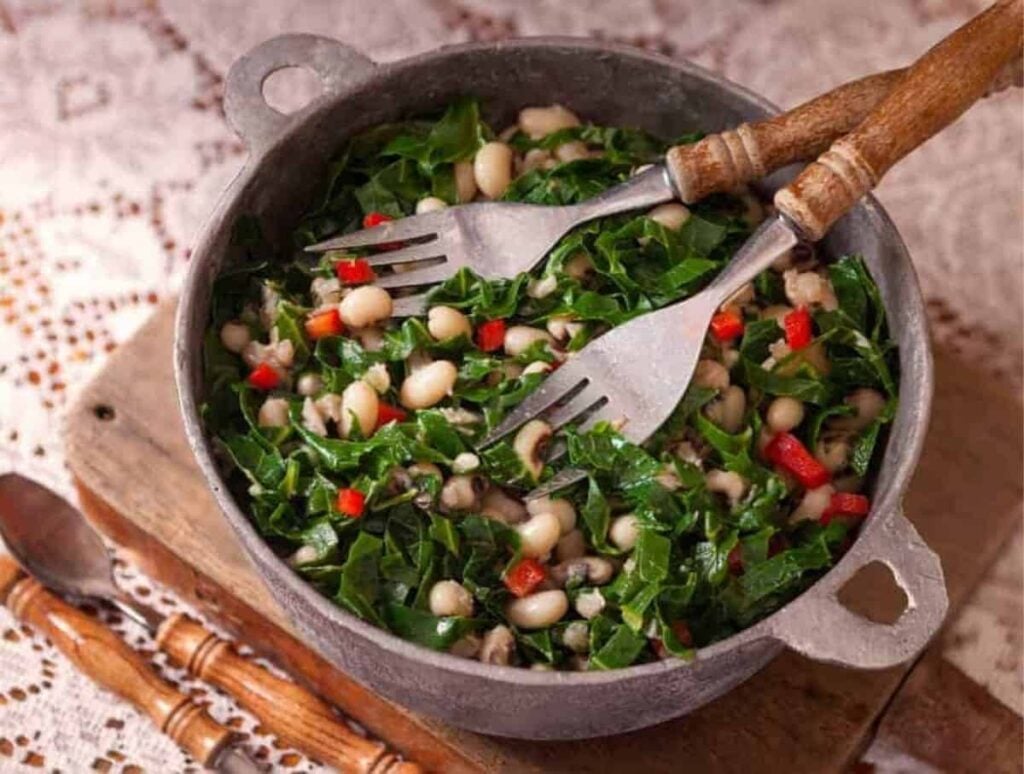 Best Instant Pot Spinach Recipes 16 black eyed peas on spinach